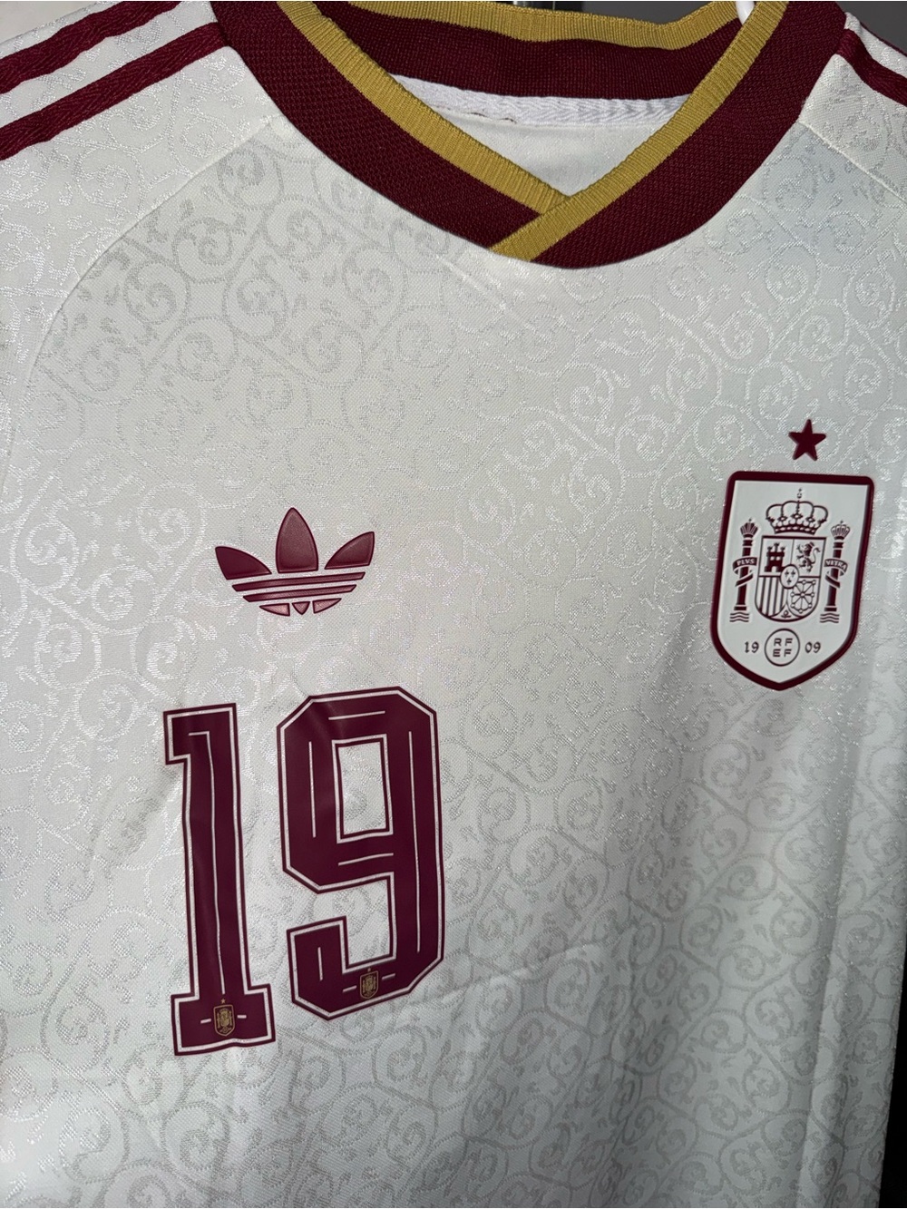 Adidas Spain 2026 #19 Lamine Yamal Men’s Away Soccer Jersey 🆕 - Picture 5 of 11